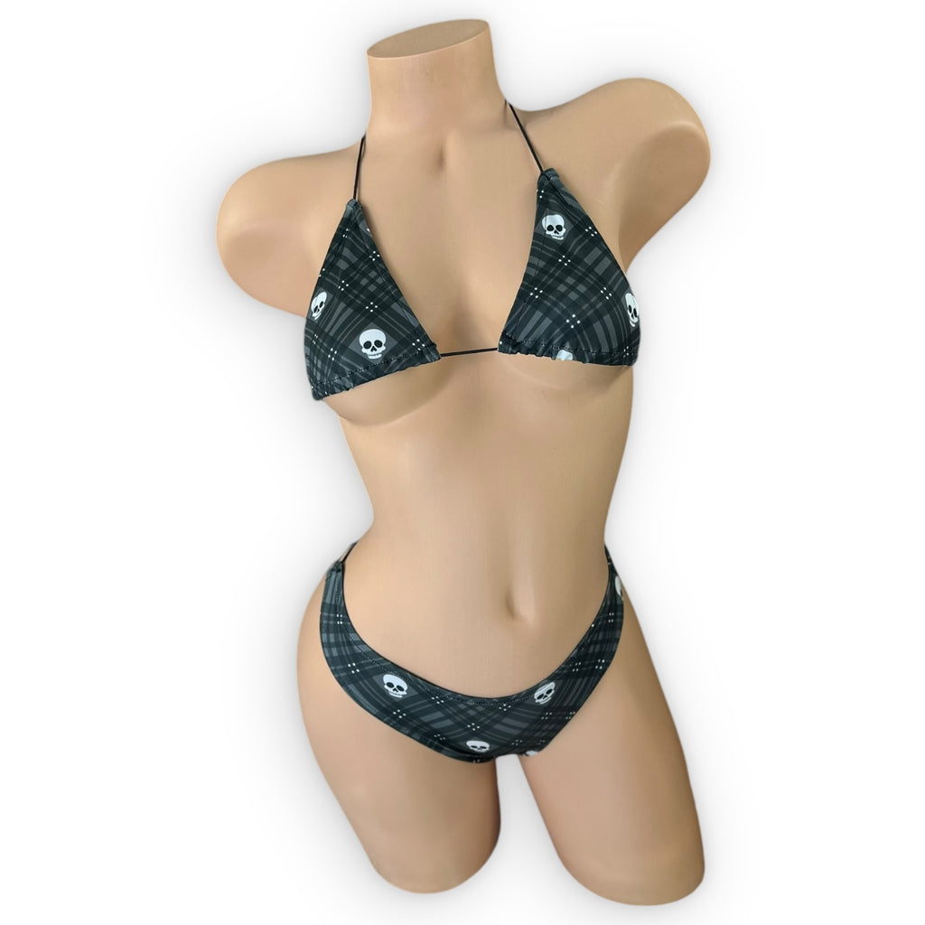 Skulls on Tartan Elastic 'Kini